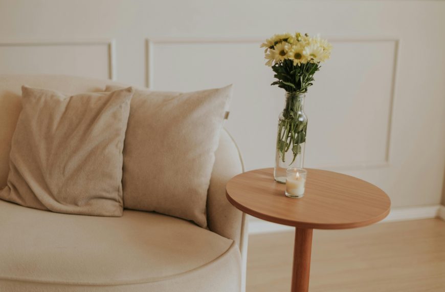 How to Create a Cozy Living Room: Simple Tips for Any Space